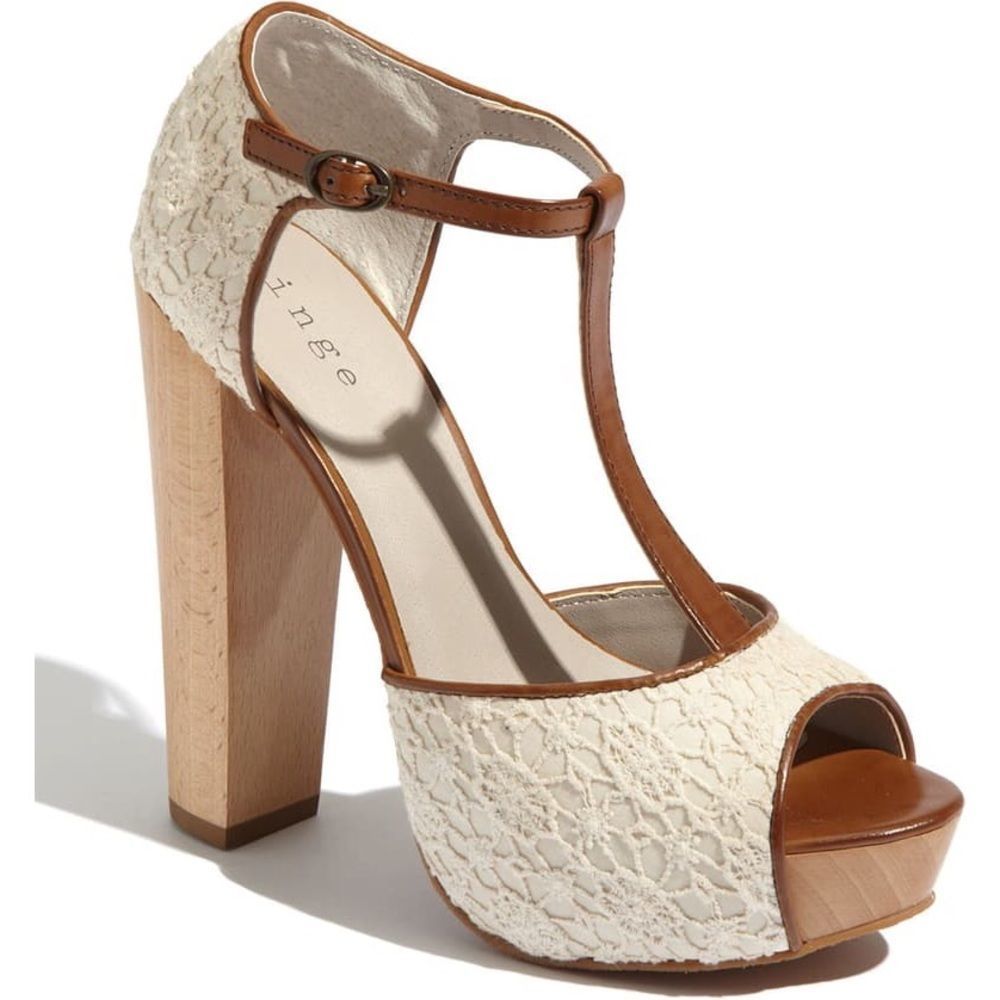 Hinge Asher T Strap Sandal
